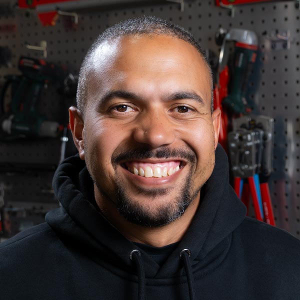 Niehus Fahrzeugbau GmbH Wunstorf Portraitfoto von Yassir